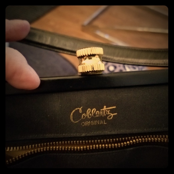 Black vintage  purse cablentaz great cond. 85.00 - Picture 1 of 2